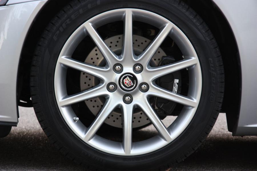  Cadillac XLR-V 2009 года  (фото 53 из 55)